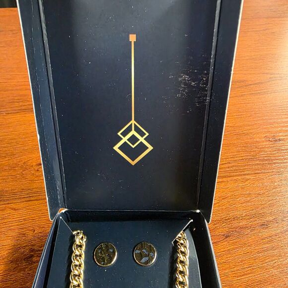 Violet Harper Elana Link Necklace + Earring Set - Picture 5 of 6